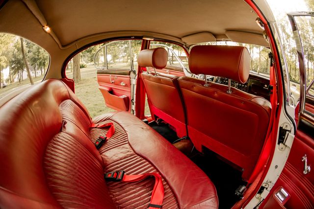 Der weiße Jaguar S-Type